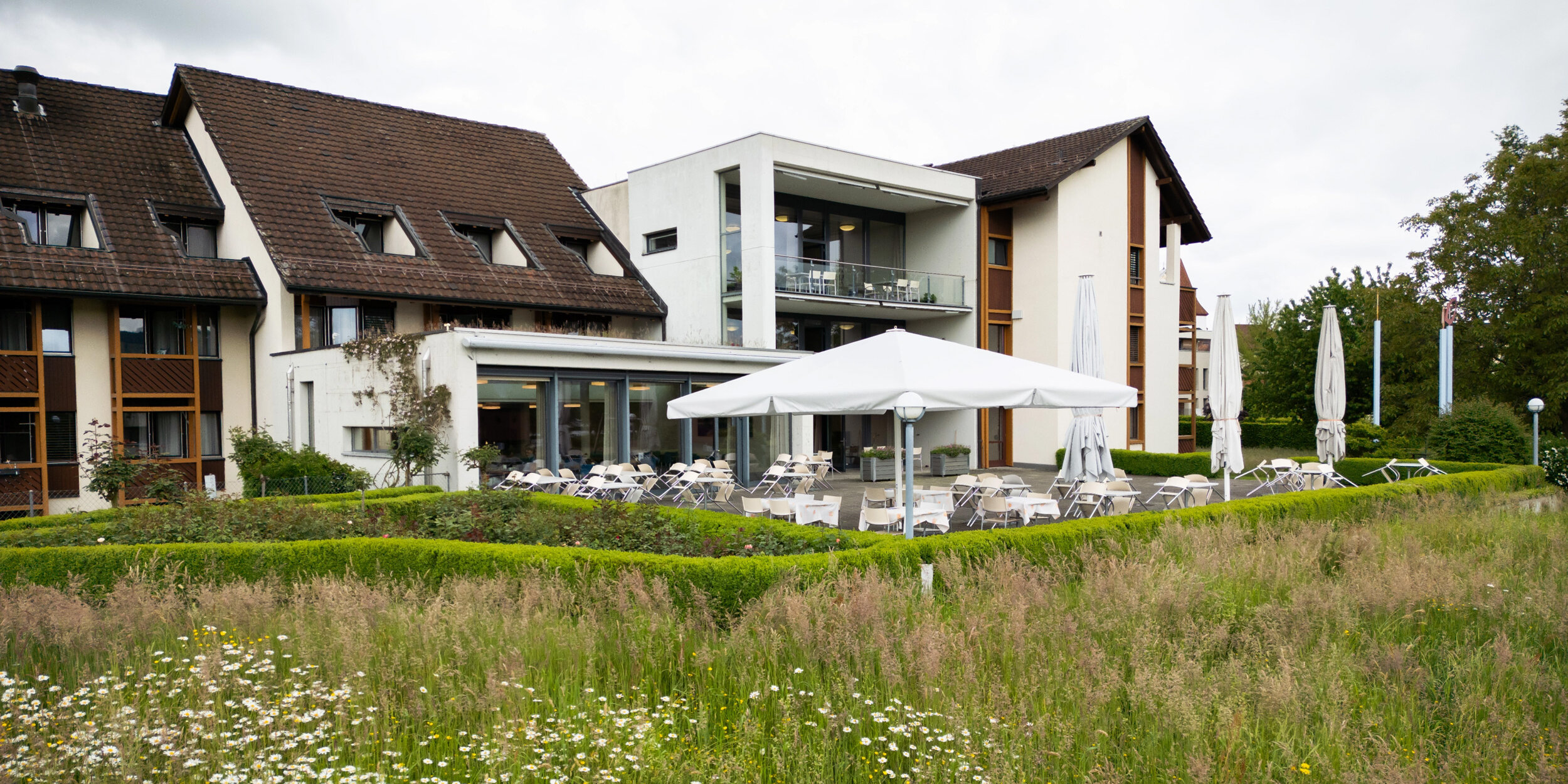 Wohnen Slides Pflegeheim Meierhöfli